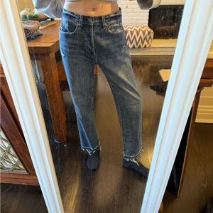 Pistola jeans size 26. Lightly worn in great condition.